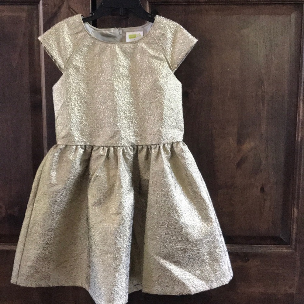 Gold metallic dress, sz 6, capped sleeves